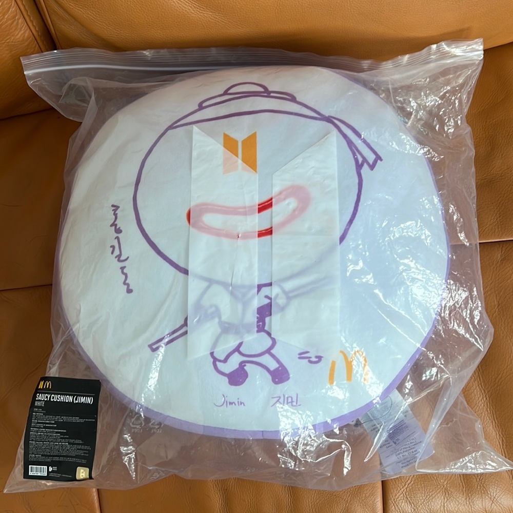 Limited edition BTSxMcDonalds Saucy cushion (JIMIN) never been opened.